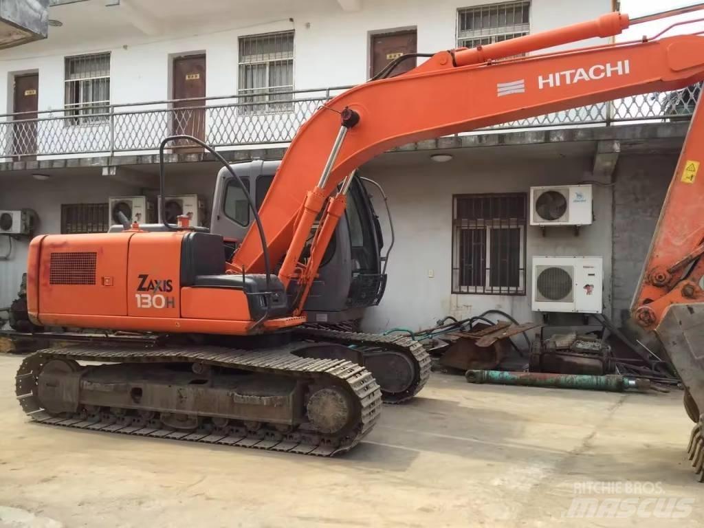 Hitachi ZX 130 Гусеничні екскаватори