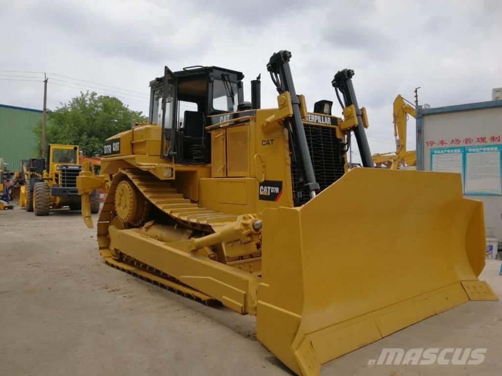 CAT D 7 R Гусеничні бульдозери