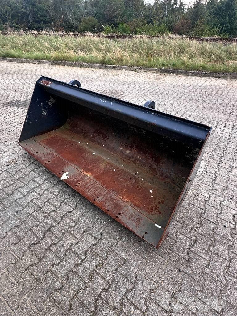 JCB Læsseskovl - 226cm Ковші