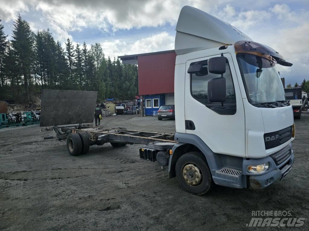 DAF 45-220 Шасі з кабіною