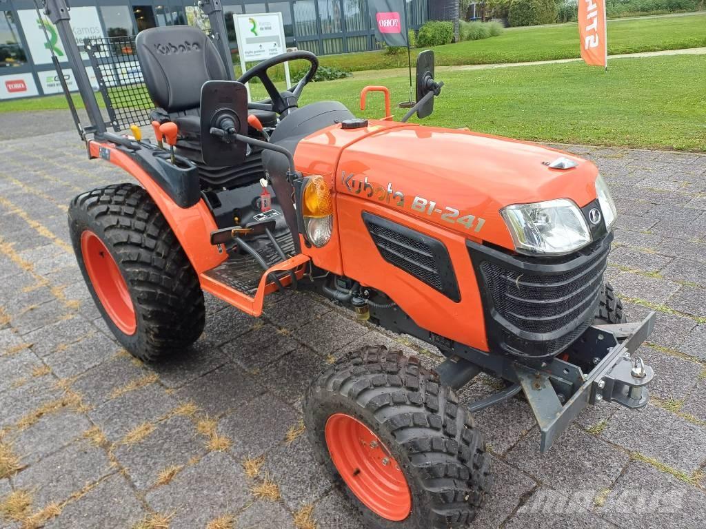 Kubota B1-241 Трактори