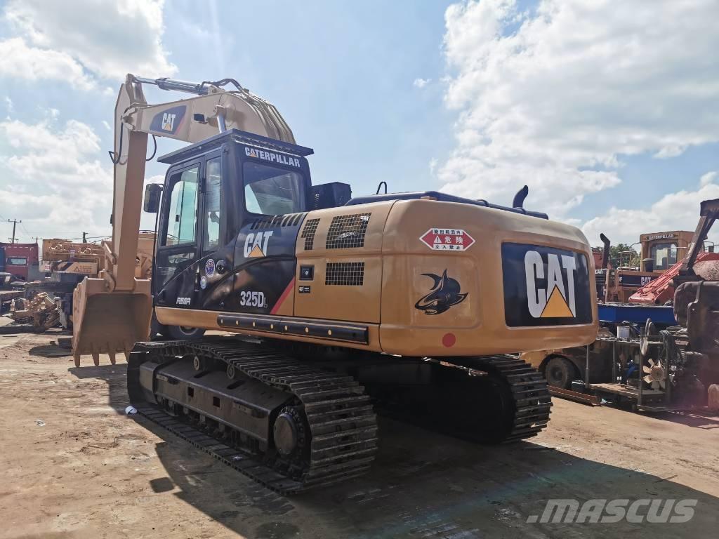 CAT 325DL Гусеничні екскаватори