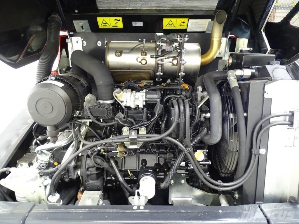 Yanmar V80-5 Фронтальні навантажувачі