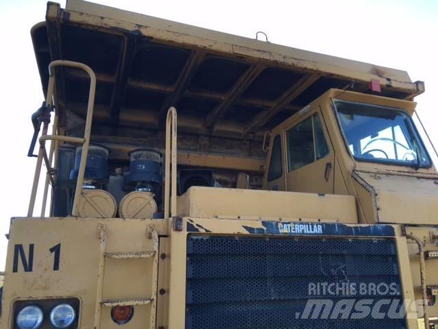 CAT 773B Кар`єрні самоскиди