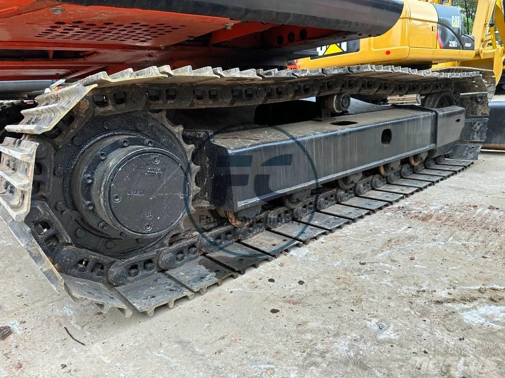 Hitachi ZX 70 Міні-екскаватори < 7т
