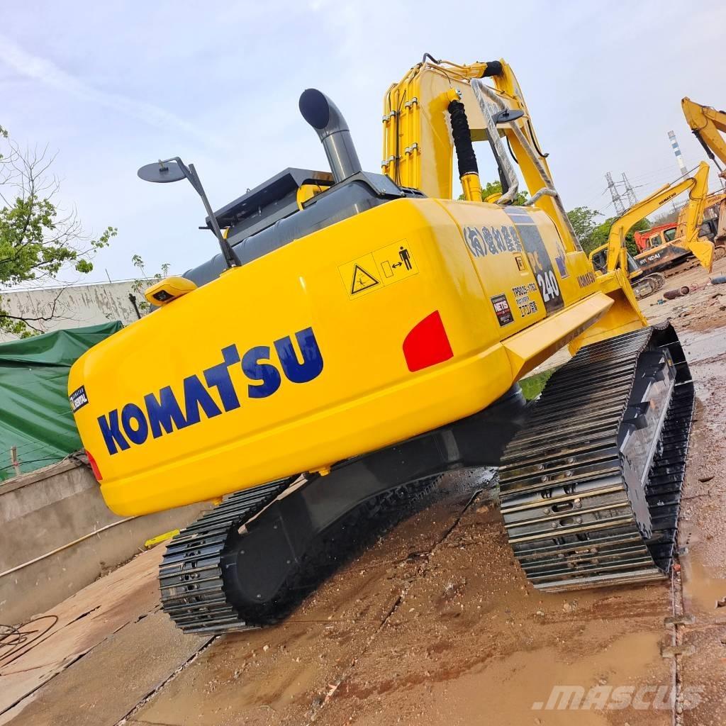 Komatsu PC 240 Гусеничні екскаватори