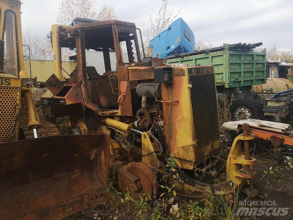 CAT D 5 M XL Гусеничні бульдозери