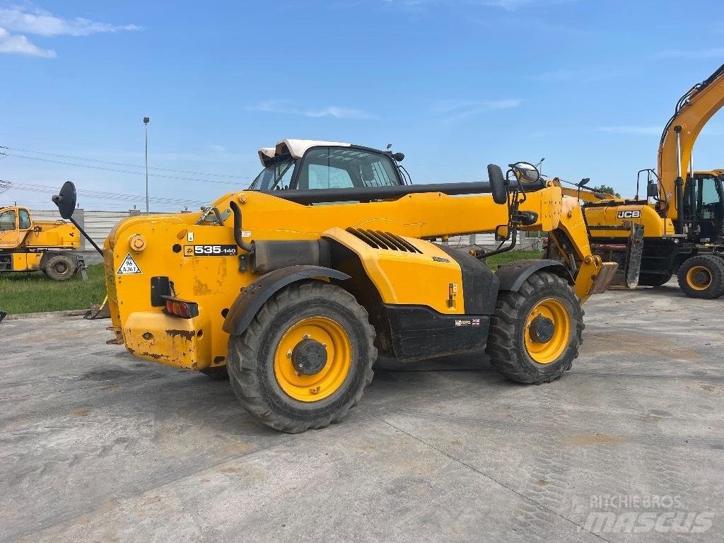 JCB 535-125 Телескопічні навантажувачі