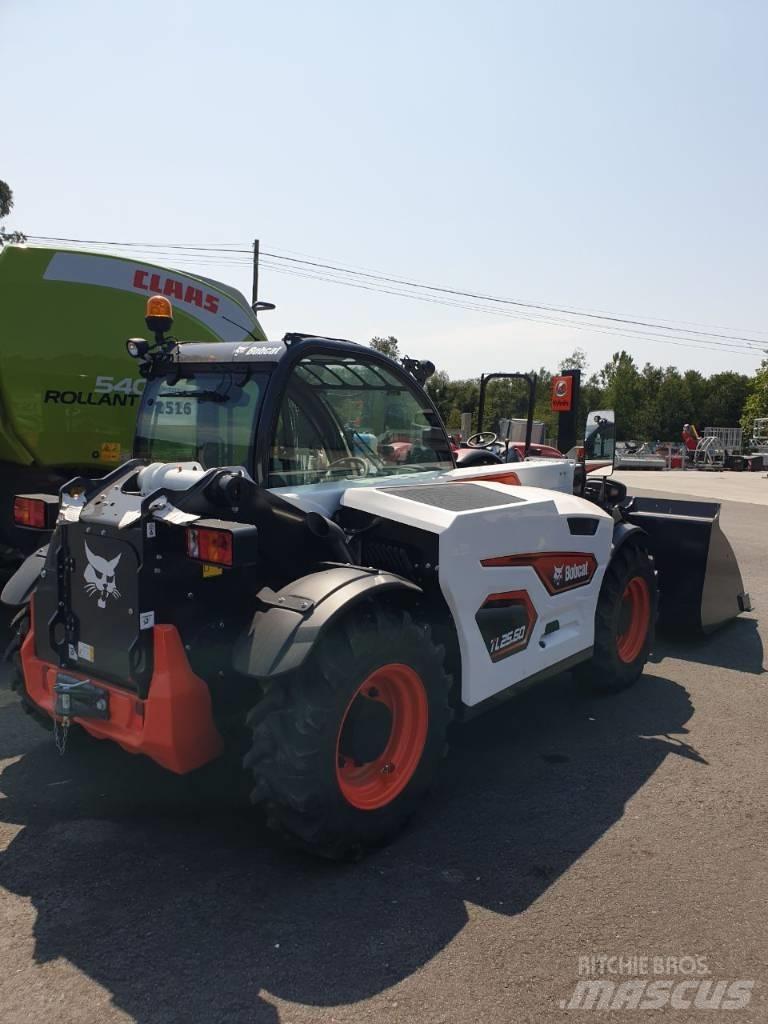 Bobcat TL 25.60 Телескопічний навантажувач