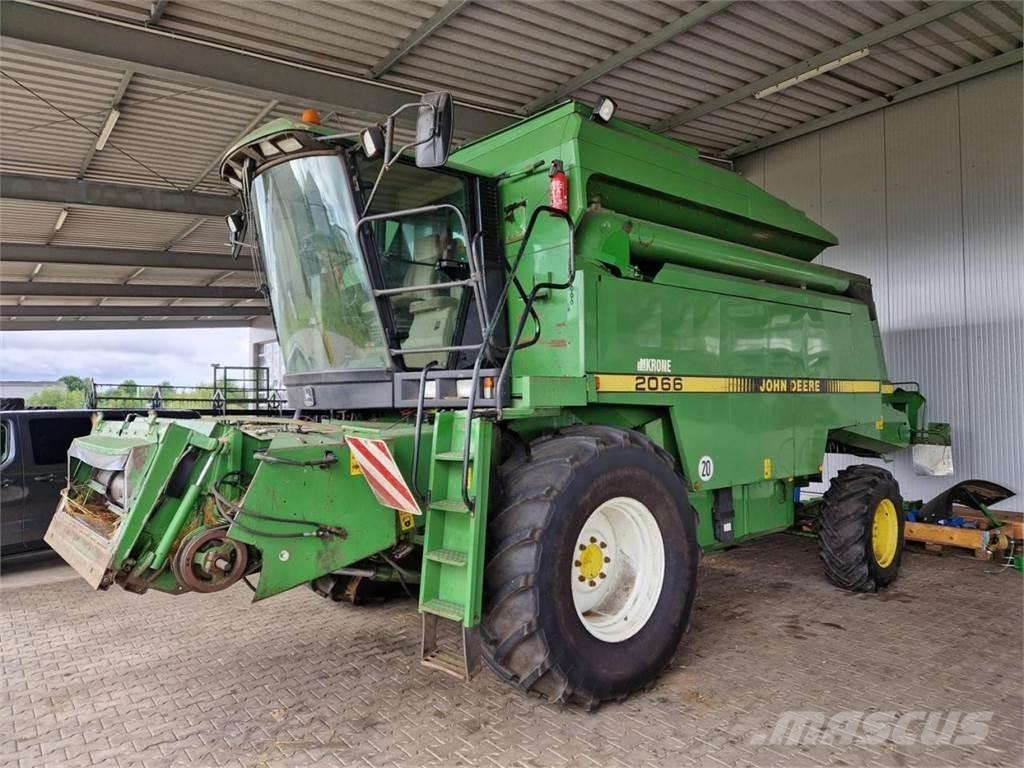 John Deere 2066 Зернозбиральні комбайни