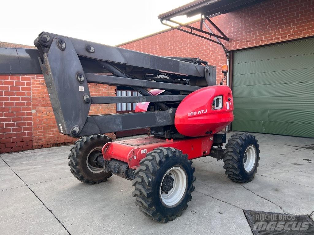 Manitou 180 ATJ E3 Колінчаті підйомники