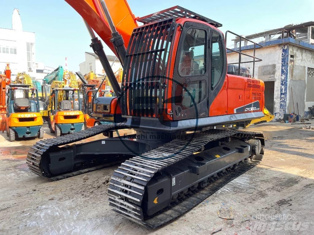 Doosan DX 300 Гусеничні екскаватори