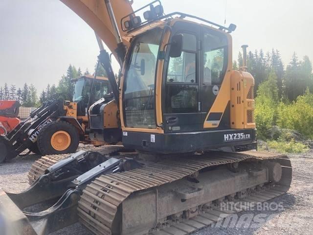 Hyundai HX 235 LCRD Гусеничні екскаватори