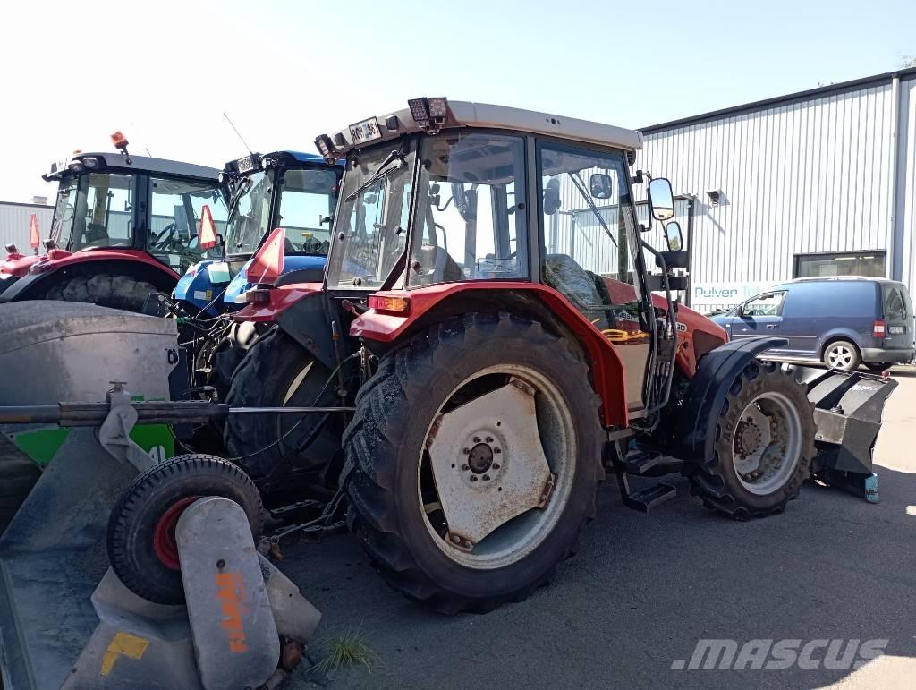 Massey Ferguson 4220 Трактори