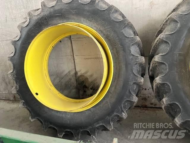 BKT 520/85R46 Колеса