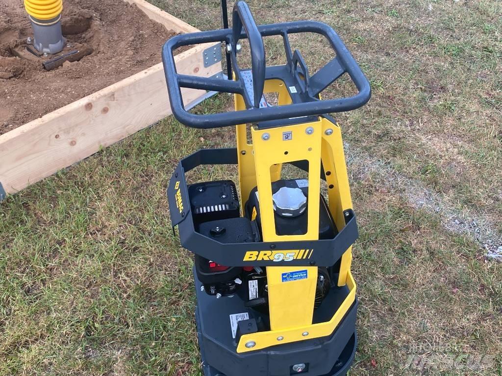 Bomag BR95 Віброплити та вібротрамбовки