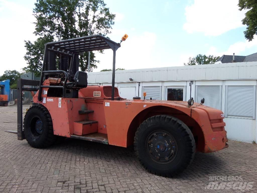 Clark CY450BD Дизельні навантажувачі