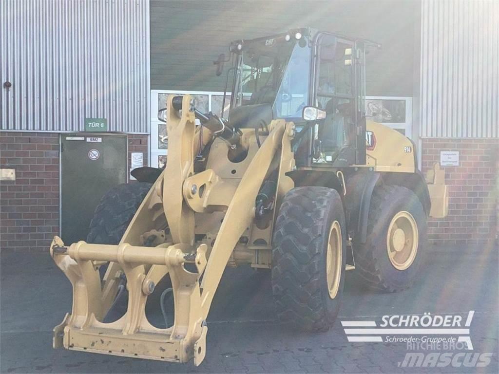 CAT 914 HL Фронтальні навантажувачі