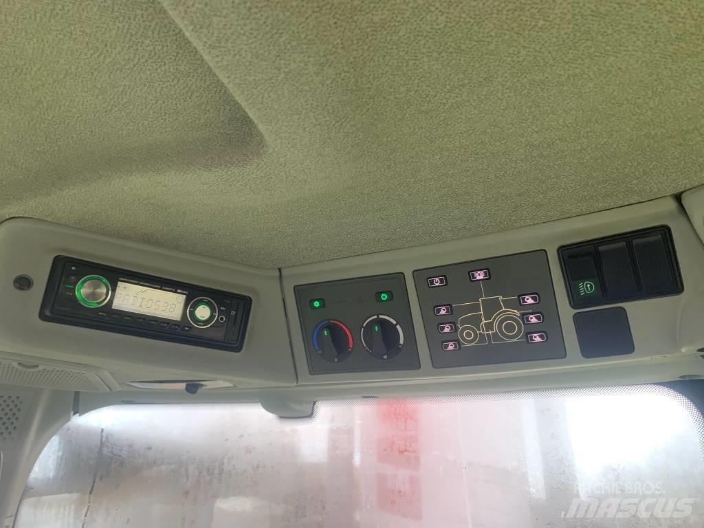 CLAAS Axion 810 CIS+ Трактори