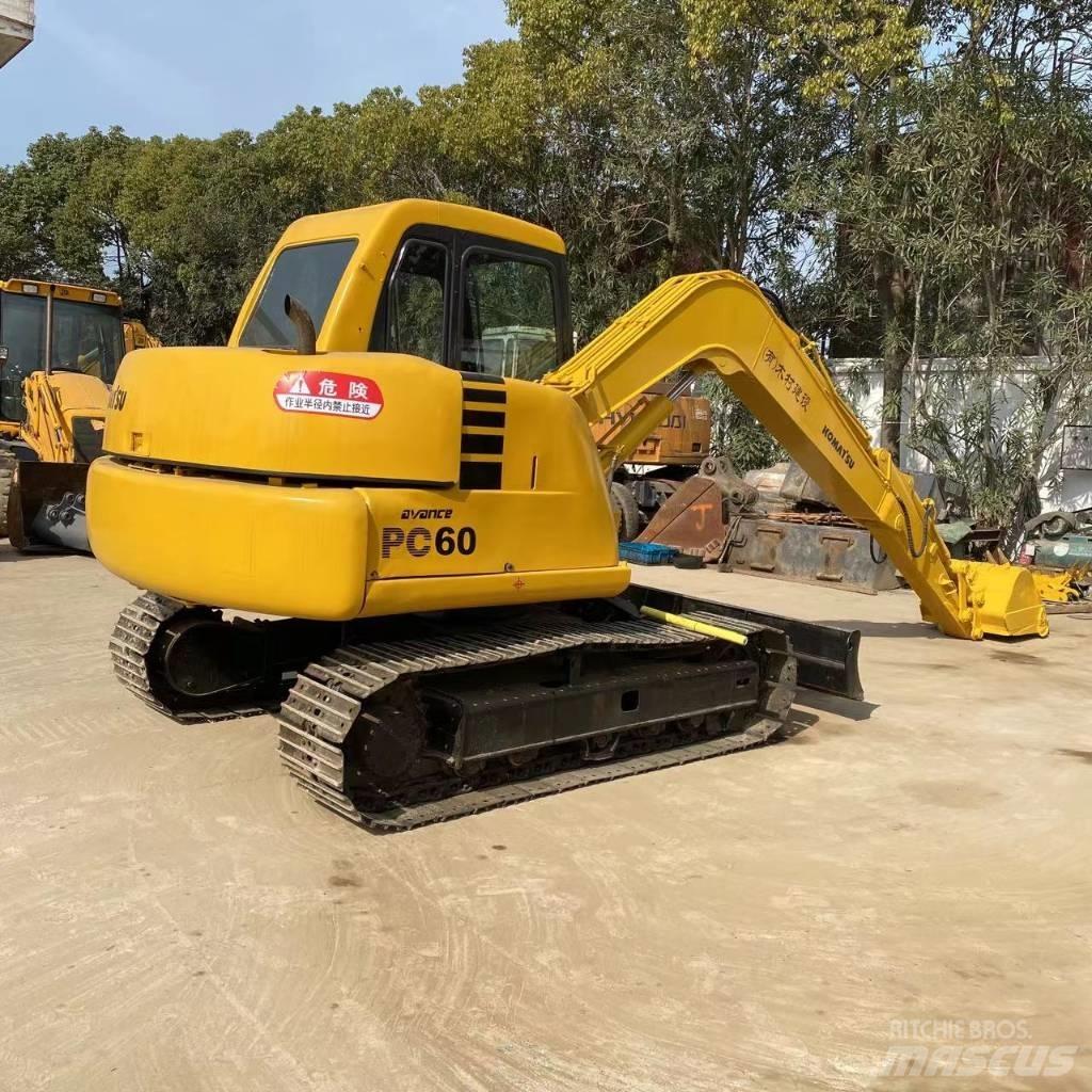 Komatsu PC 60 Гусеничні екскаватори