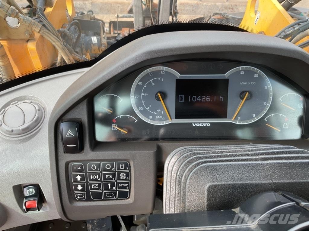 Volvo L110H Фронтальні навантажувачі