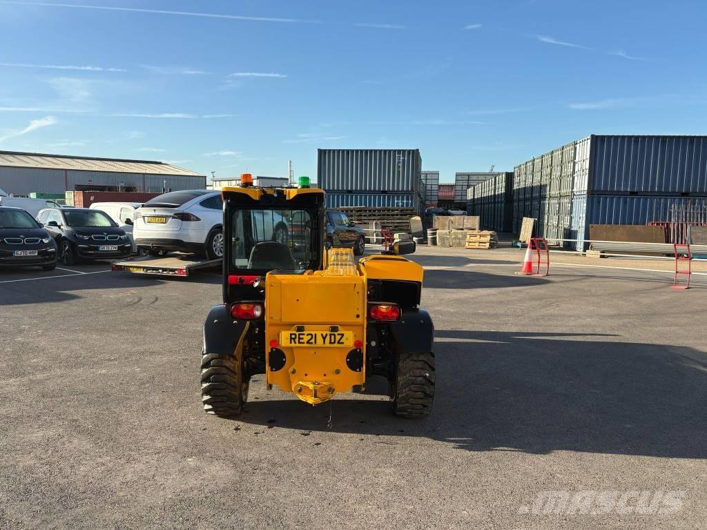 JCB 525-60 Телескопічні навантажувачі