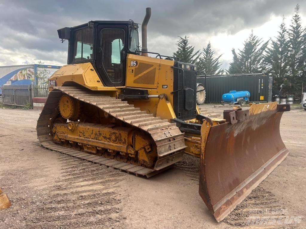 CAT D 5 LGP Гусеничні бульдозери