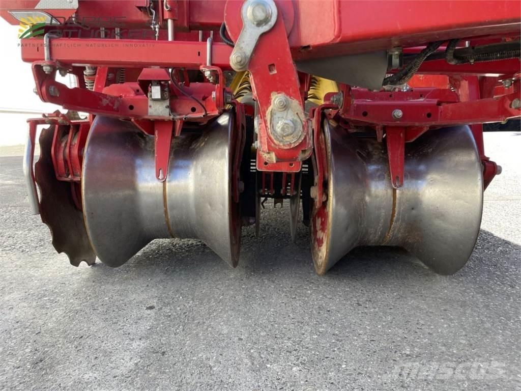 Grimme EVO 280 Комбайни для збирання цибулі