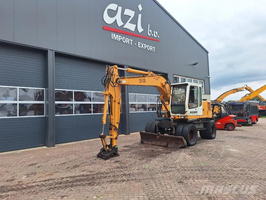 Liebherr A312 Колісні екскаватори