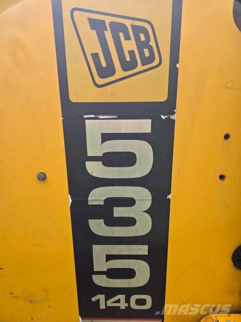 JCB 535-140 Телескопічні навантажувачі