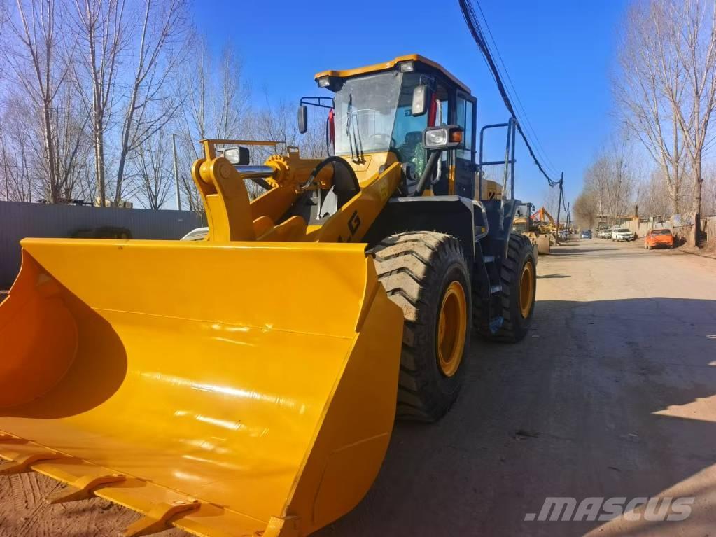 SDLG LG 956 L Гусеничні екскаватори