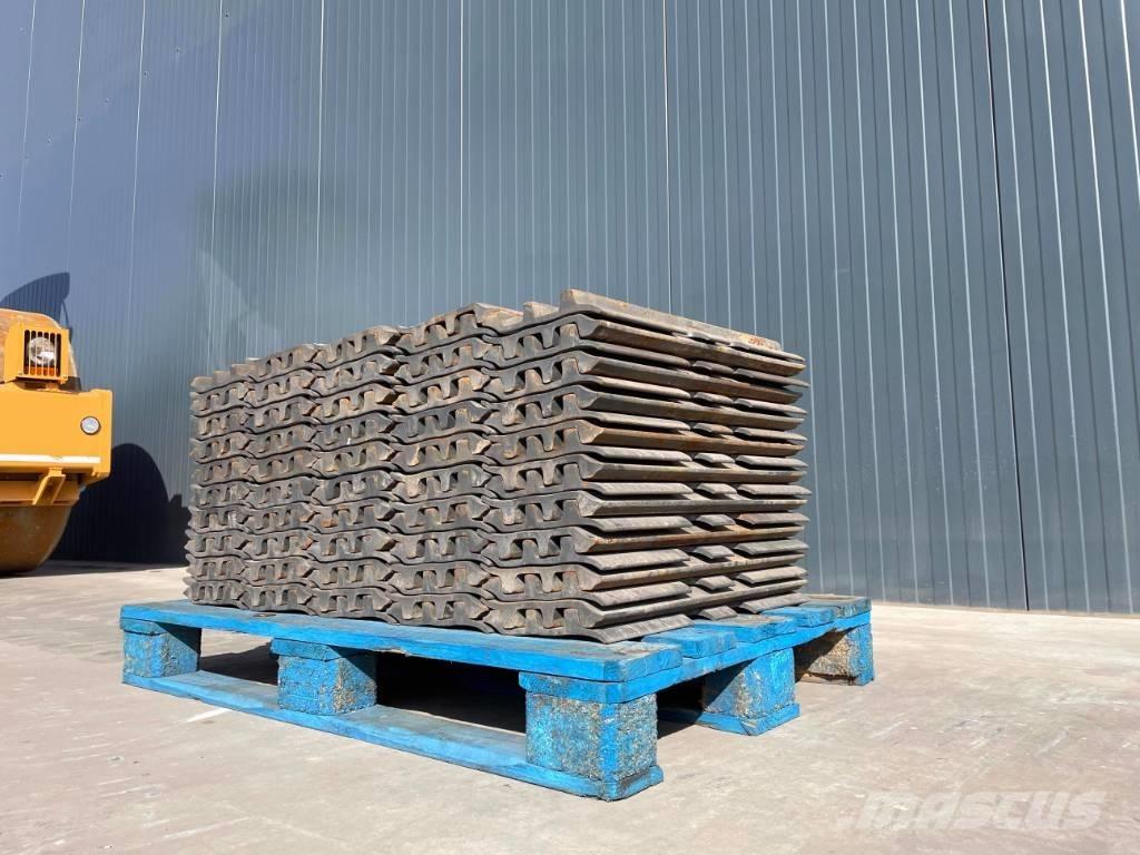 Fiat-Hitachi EX255 Гусениці