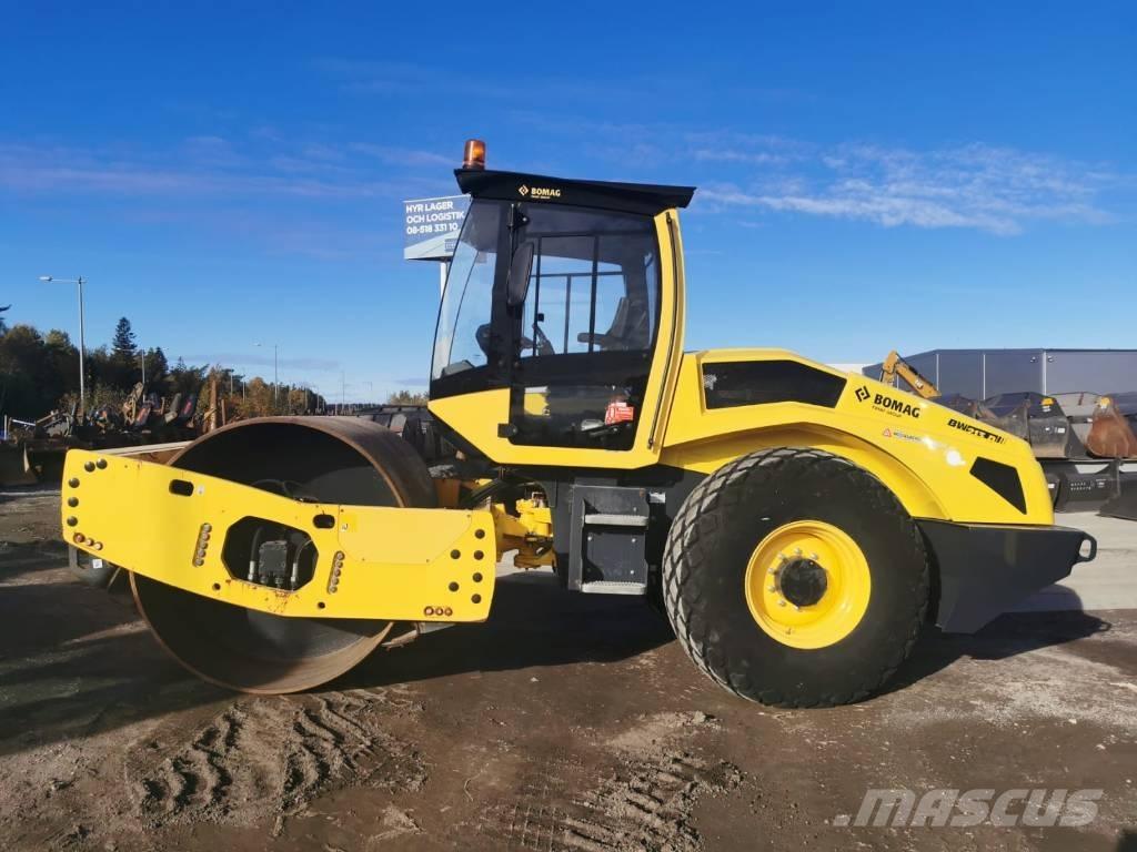 Bomag BW213D-5 Грунтові котки