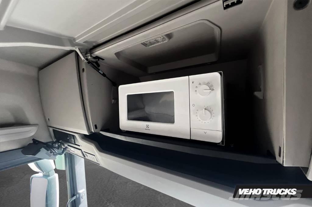 Scania R 580 6X2 NB Тягачі