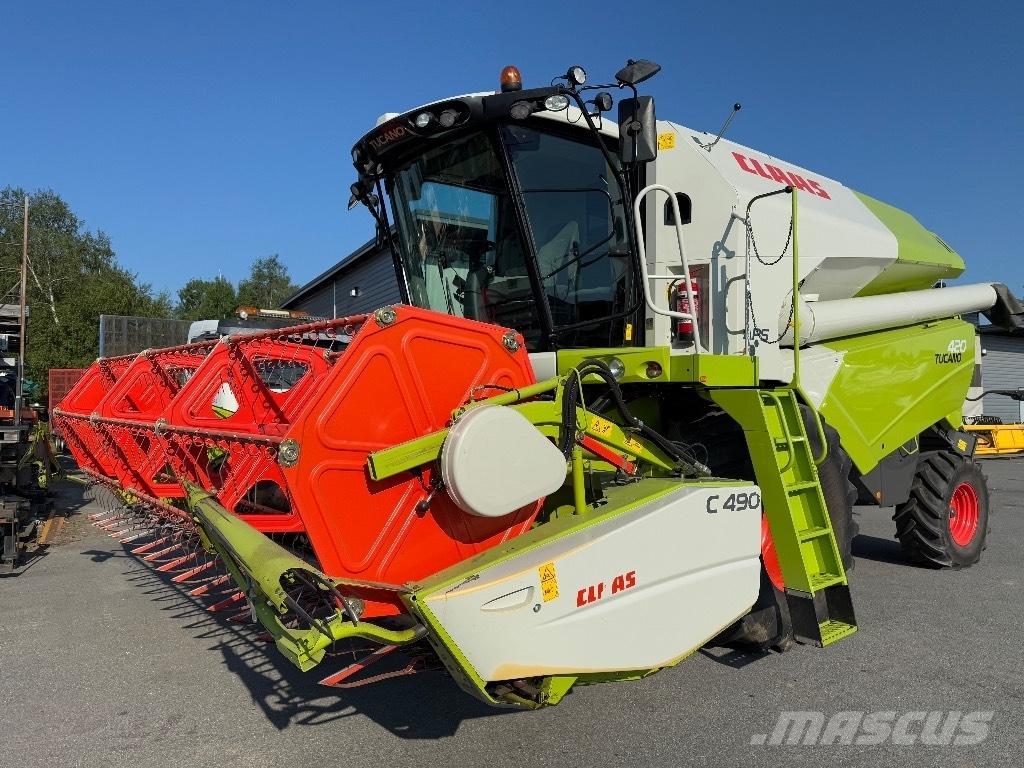 CLAAS Tucano 420 Зернозбиральні комбайни