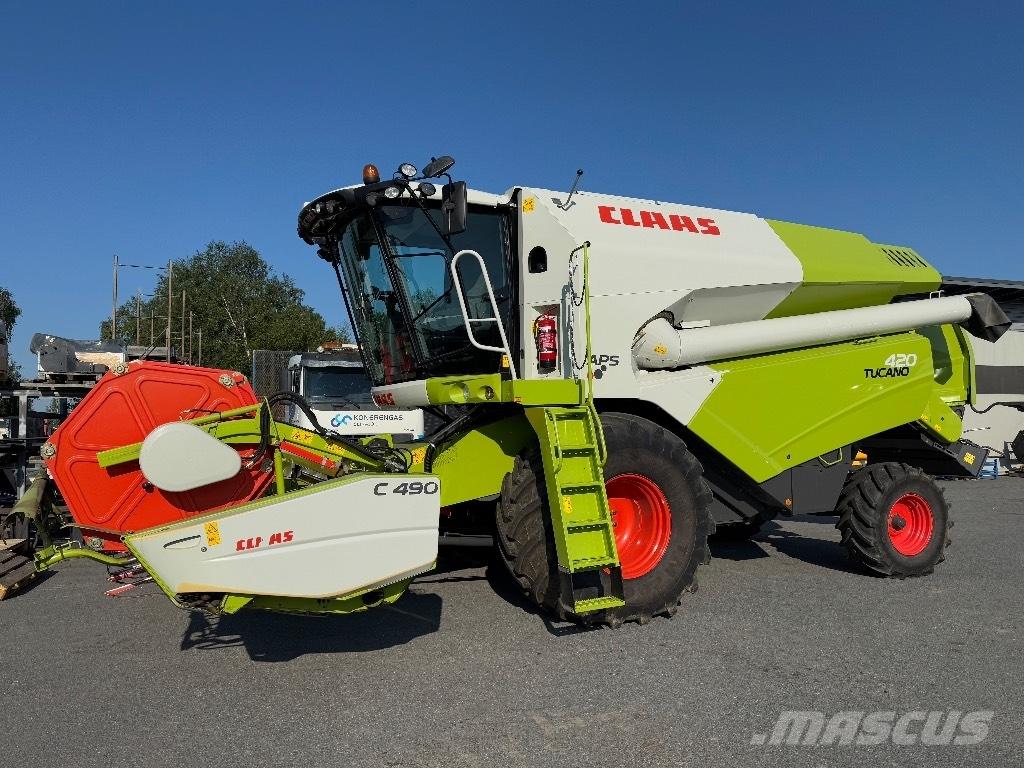 CLAAS Tucano 420 Зернозбиральні комбайни