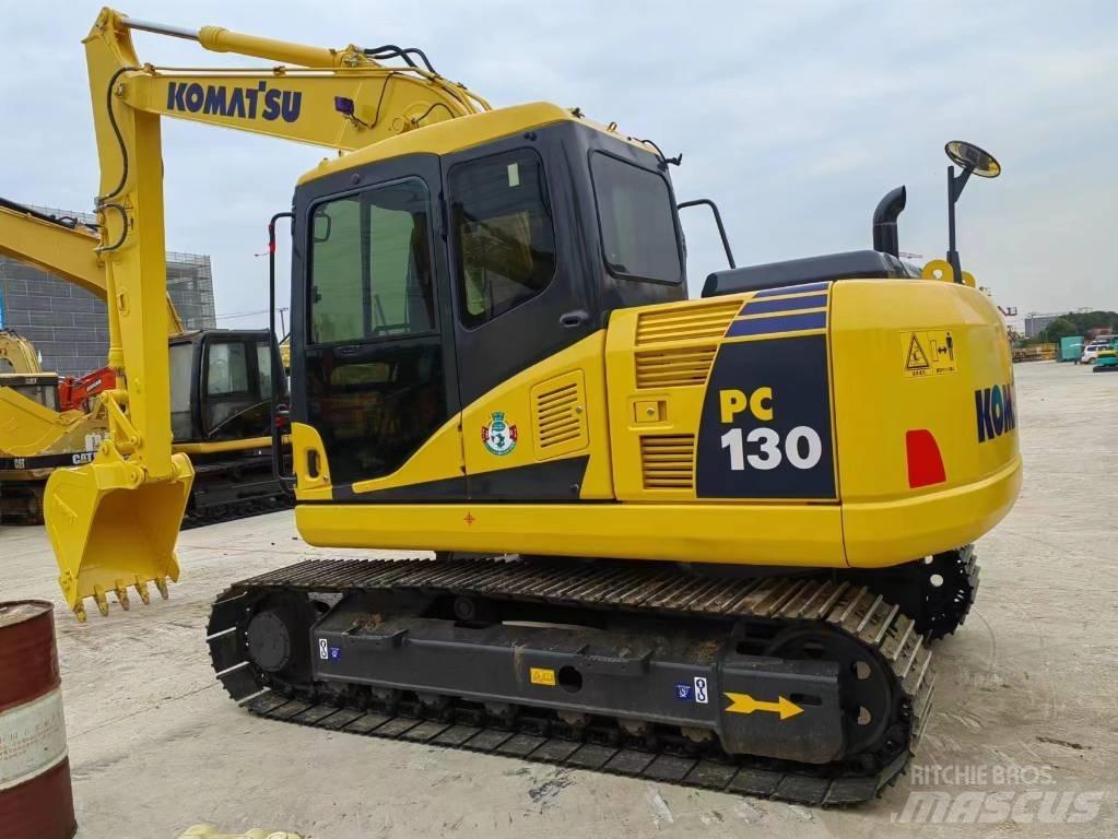 Komatsu PC 130-7K Середні екскаватори 7т. - 12т.
