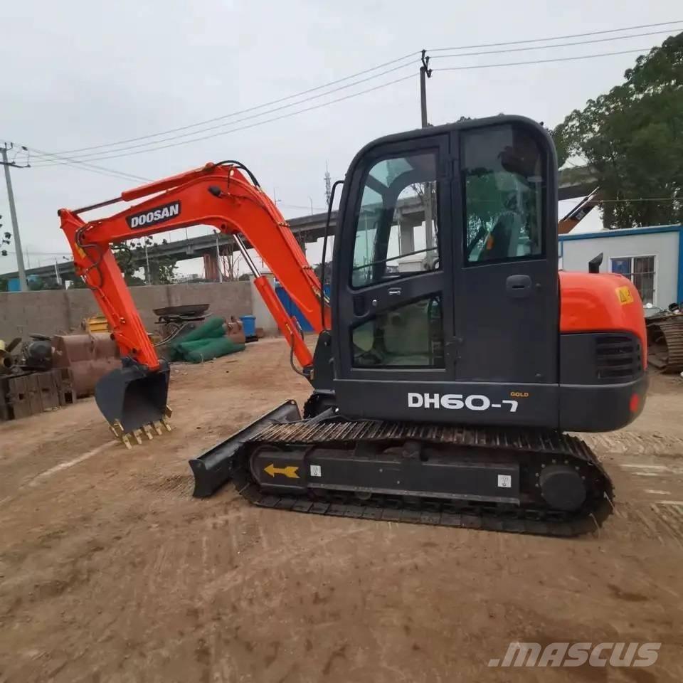 Doosan DH60-7 Міні-екскаватори < 7т