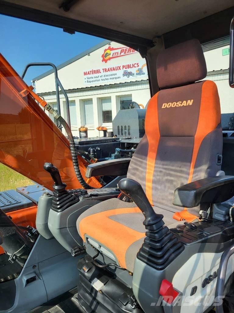 Doosan DX 140 LC-5 Гусеничні екскаватори