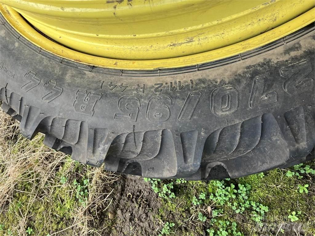 Taurus 270/95R44 Колеса