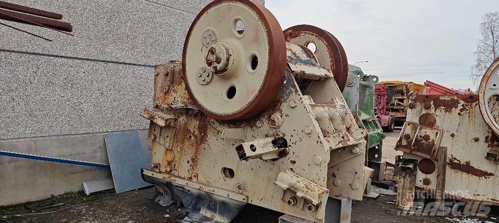 Metso C 100 Роздрібнювачі