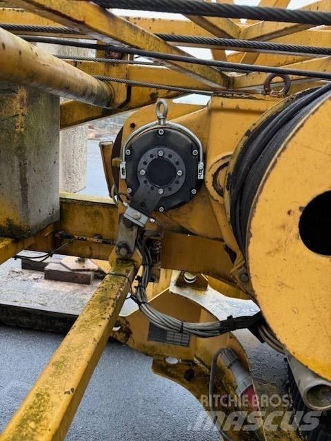 Liebherr 35 K Монтажний кран