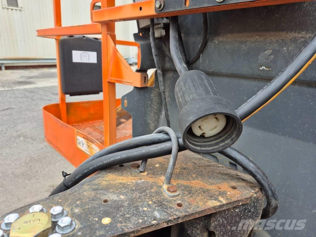 JLG 400 S Телескопічні підйомники