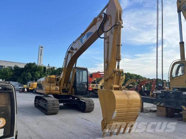 CAT 320 C L Гусеничні екскаватори