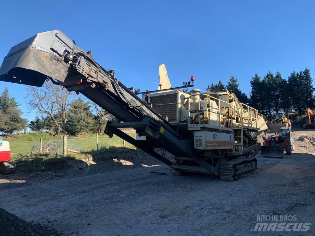 Metso LT 200 HP Мобільні дробарки