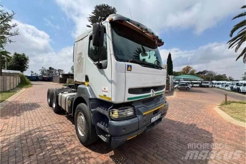Renault KERAX Вантажівки / спеціальні
