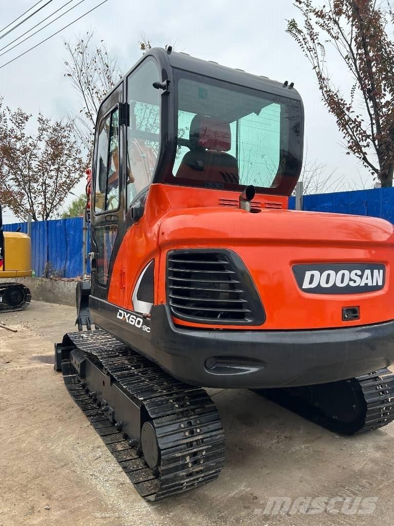 Doosan DX 60 Міні-екскаватори < 7т