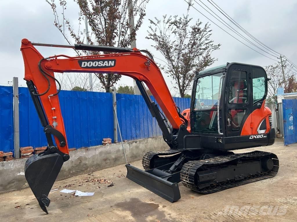 Doosan DX 60 Міні-екскаватори < 7т