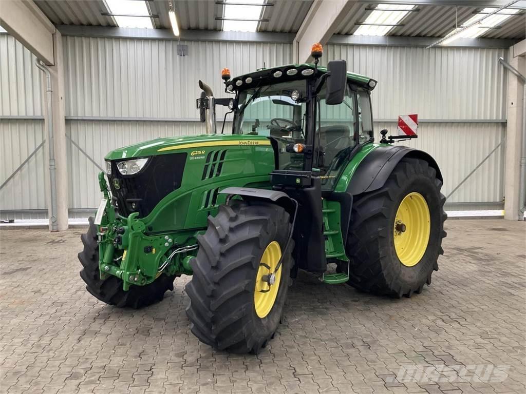 John Deere 6215R Трактори