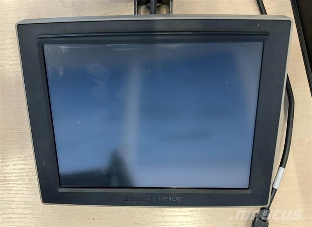 John Deere 6215R Трактори